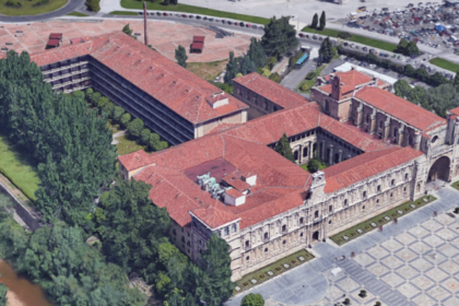 N11_parador_leon_cabecera.JPG